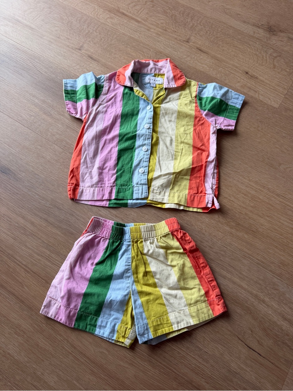 Piyama Colorful Rainbow Stripe Two-Piece Shirt & Shorts Set